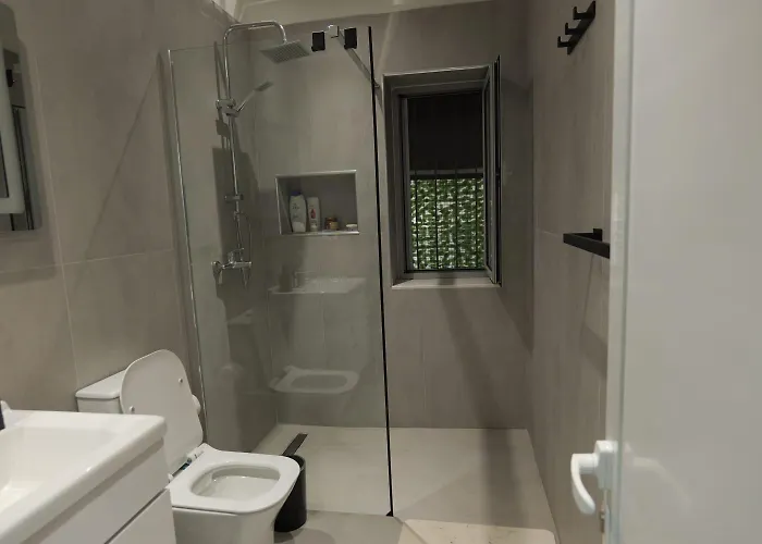 Hidden Gem 1 * Tirana